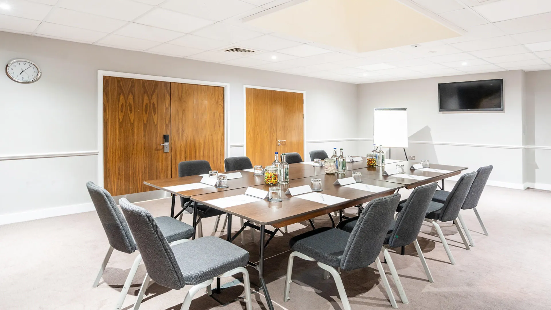 Holiday Inn London Luton Airport By Ihg Luton (Bedfordshire)