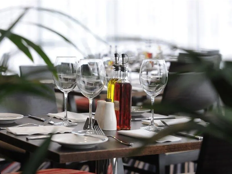 Hotel Holiday Inn London Luton Airport By Ihg