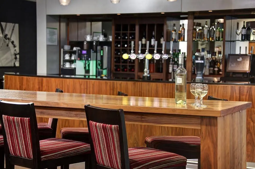 Holiday Inn London Luton Airport By Ihg 3*, Luton (Bedfordshire) Velká Británie